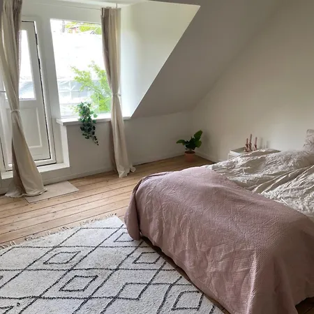 Pa Klaregade Appartement