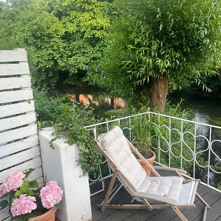 Pa Klaregade アパート